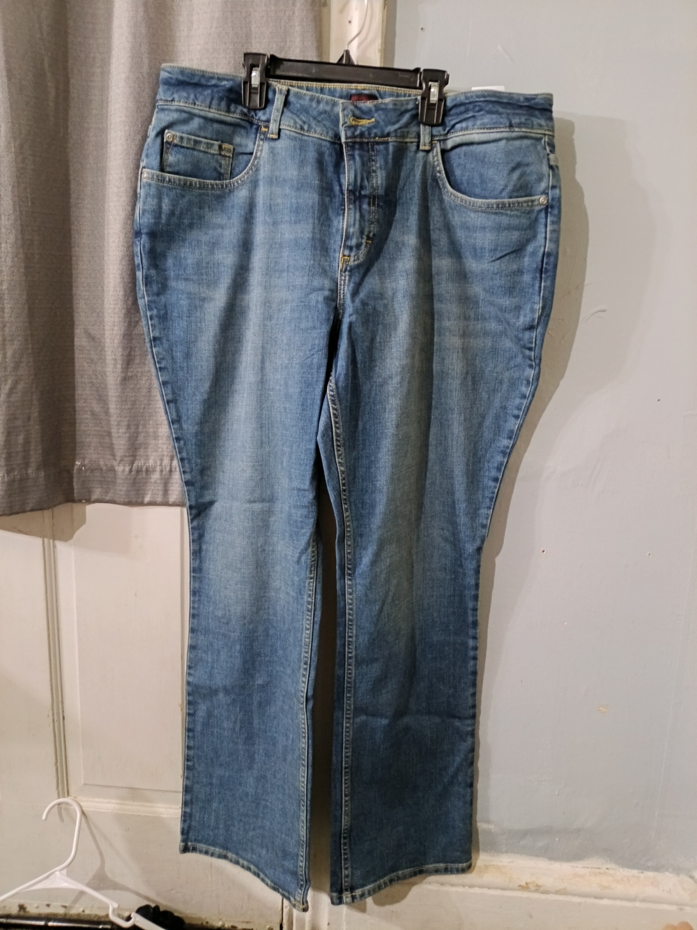 Lee Women's Boot Cut Jeans in Light Blue Denim